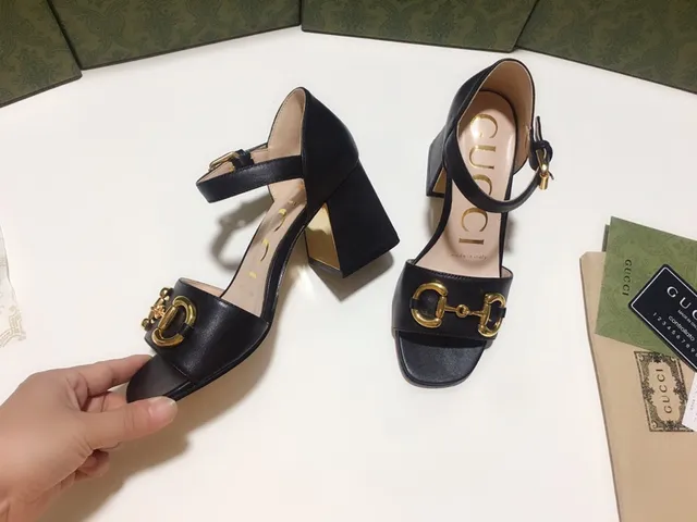 Gucci Horsebit 1955 Sandales Gladiator en cuir noir 8