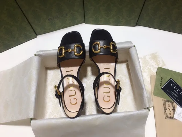 Gucci Horsebit 1955 Sandales Gladiator en cuir noir 9