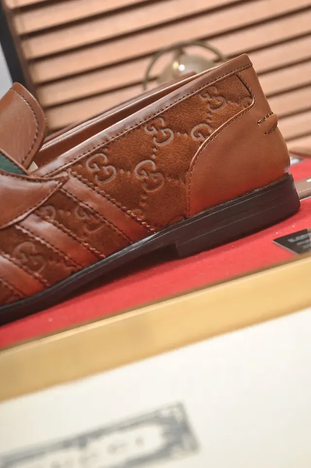 Gucci Horsebit 1955 Brown GG Monogram Loafers 9