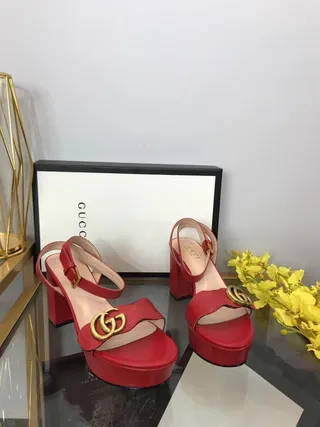 Gucci Horsebit 1955 Rouge Or Semelle Plateforme Talon Bloqué Sandales Gladiateur 2
