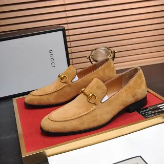 Gucci Horsebit 1955 驼色麂皮乐福鞋