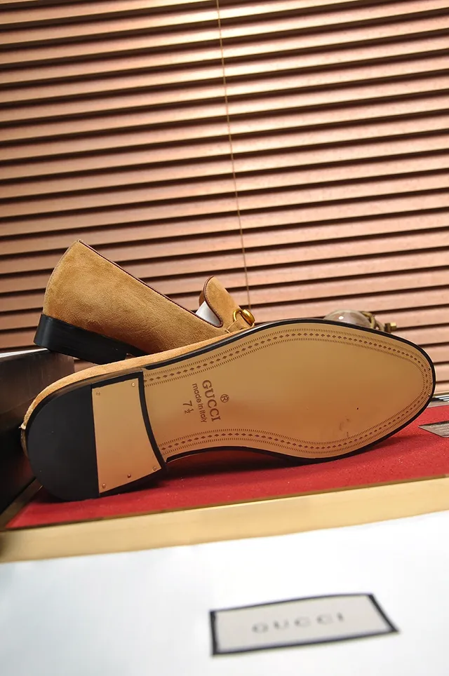 Gucci Horsebit 1955 Mocassins en daim couleur tan 3