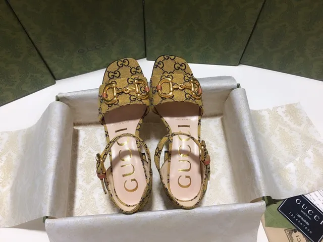 Gucci Horsebit 1955 Sandales Gladiator Jaunes GG Monogram 2
