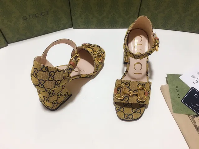 Gucci Horsebit 1955 Sandales Gladiator Jaunes GG Monogram 7