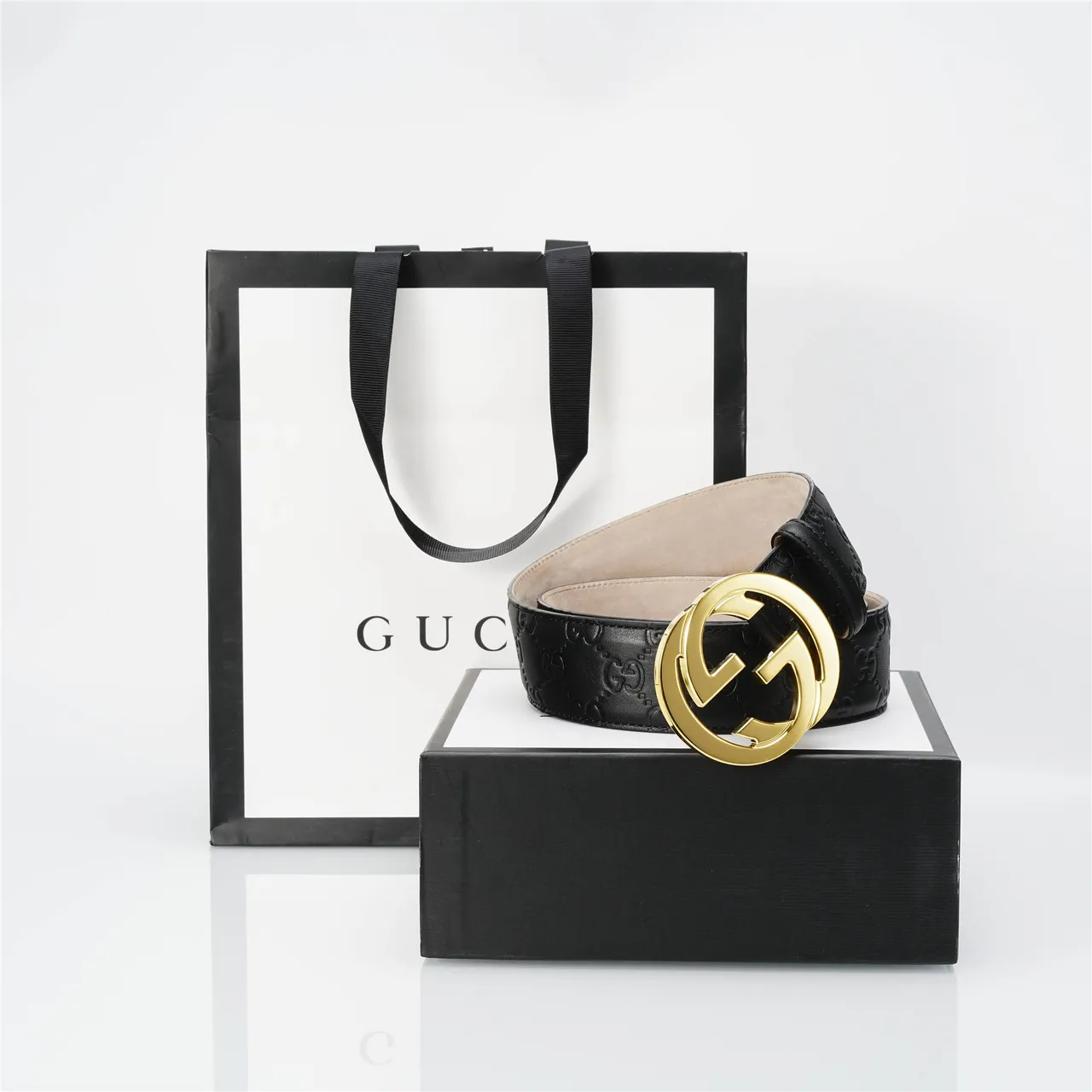 Gucci Interlocking G Noir Doré embossé GG Monogram Buckle Ceinture en cuir 5