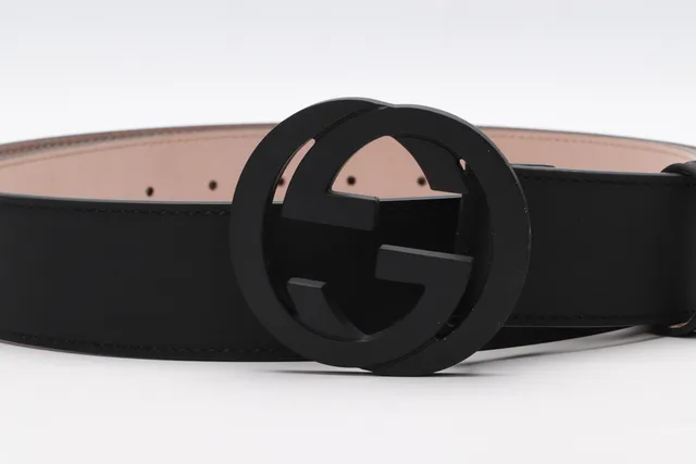 Gucci Interlocking G Belt Black Silver Embossed GG Monogram Buckle Leather Belt 8