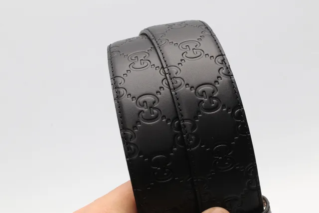 Gucci Interlocking G Belt Black Silver Embossed GG Monogram Buckle Leather Belt 10
