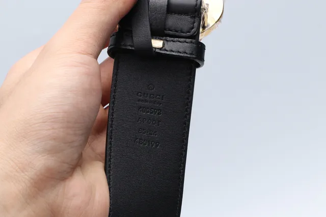 Gucci Interlocking G Belt Black Silver Embossed GG Monogram Buckle Leather Belt 14
