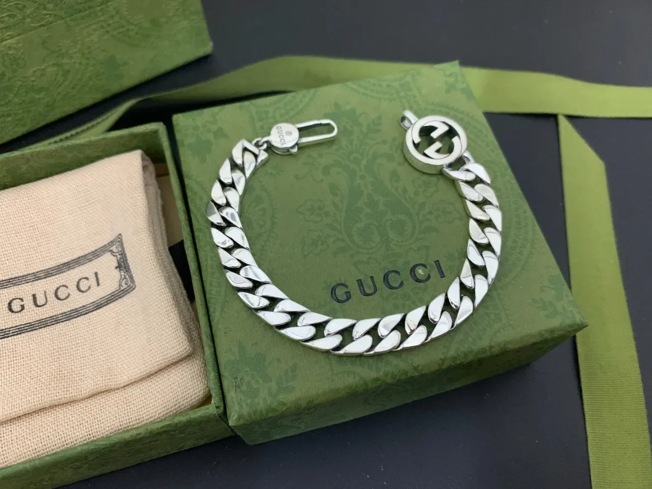 Gucci Interlocking G Curb-Link Silver Bracelet 9