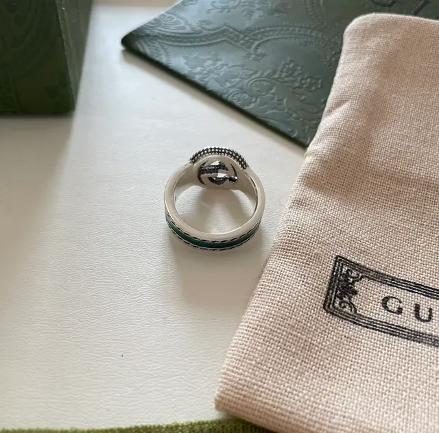 Gucci Interlocking GG Silver-Tone Ring 2