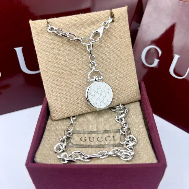 Gucci GG Monograma Colar Pendente de Relógio de Bolso Dourado 2