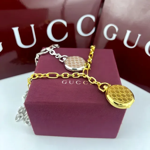 Gucci GG Monograma Colar Pendente de Relógio de Bolso Dourado 4