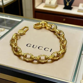 Gucci Ophidia Pulsera de eslabones G entrelazados en tono dorado