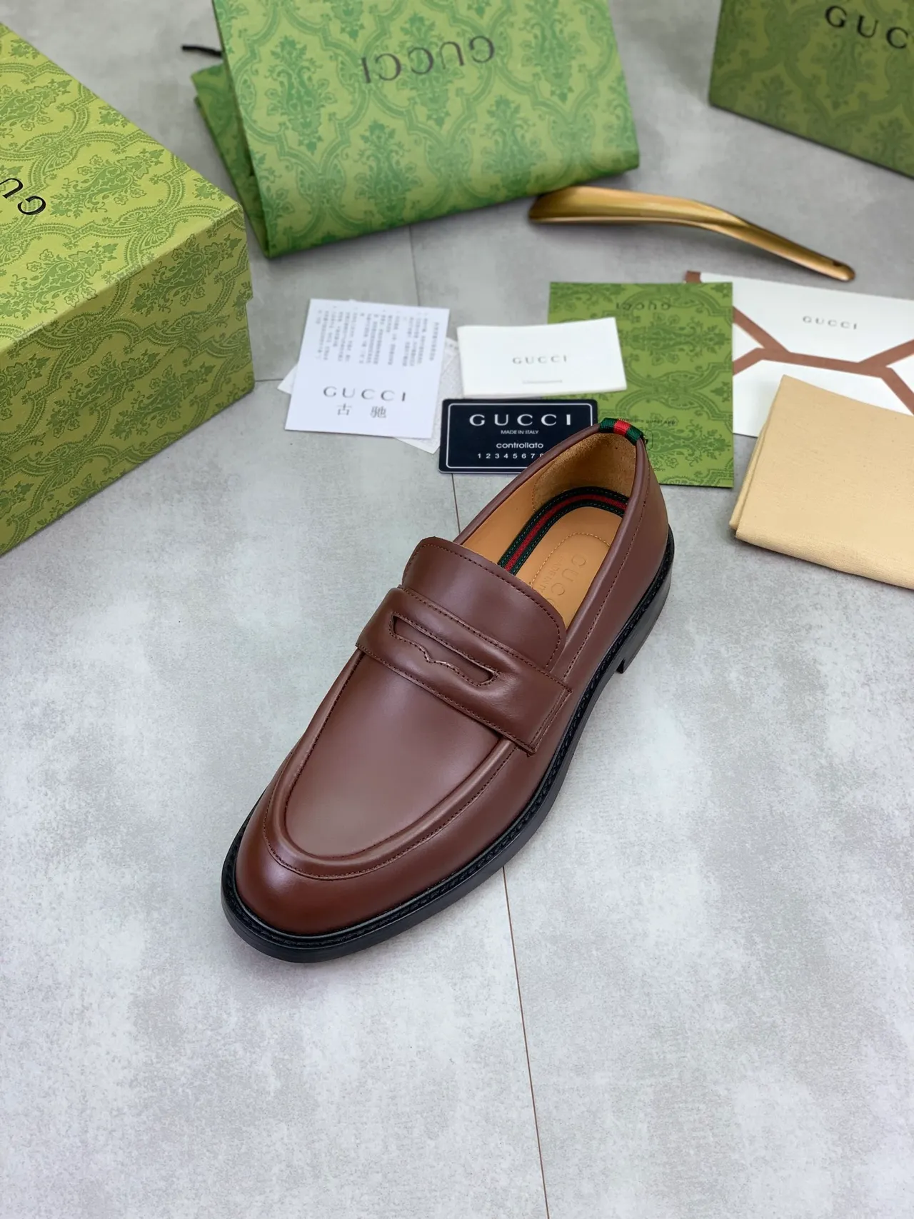Gucci Penny Loafer Brown Black Strap Smooth Leather Loafer 4