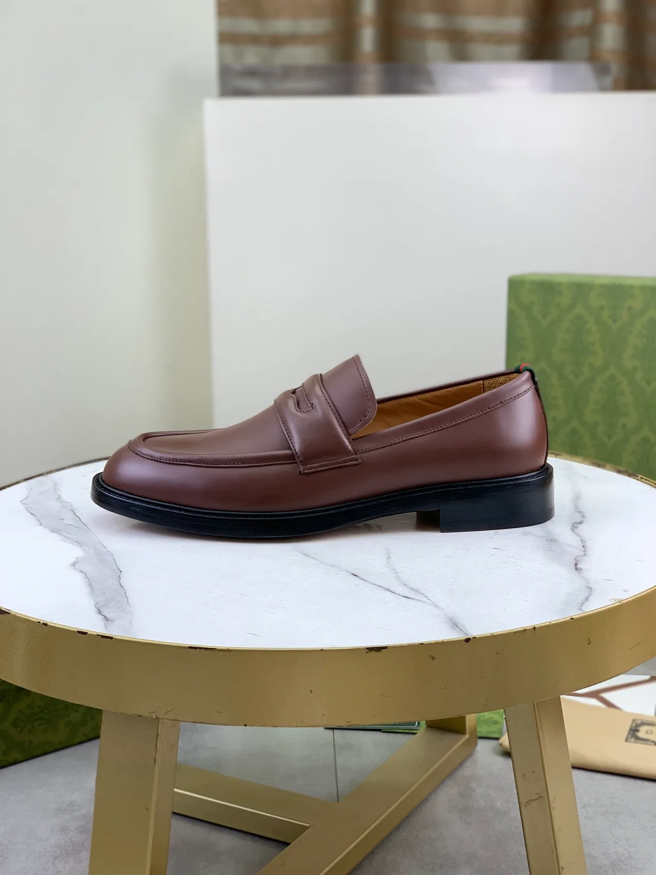 Gucci Penny Loafer Brown Black Strap Smooth Leather Loafer 6