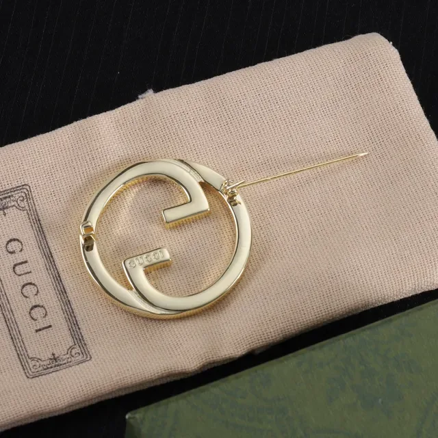 Gucci Ouro Rosa Circular Esmalte Interlocking G Logo Broche 5