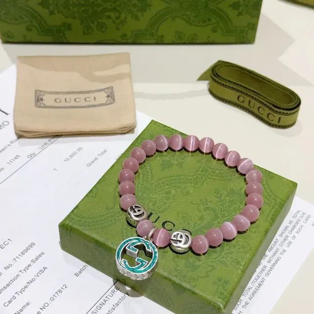 Gucci Pink Green Beaded Stretch Cat's-Eye Stone Bracelet 6
