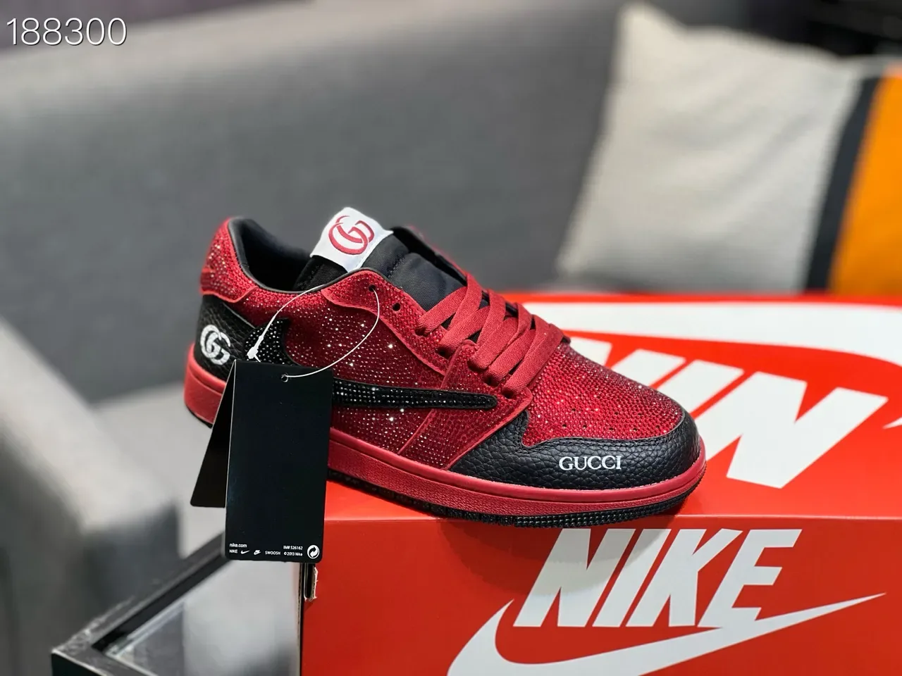 Gucci Red Black Crystal-Embellished Low-Top Lifestyle Sneakers 4