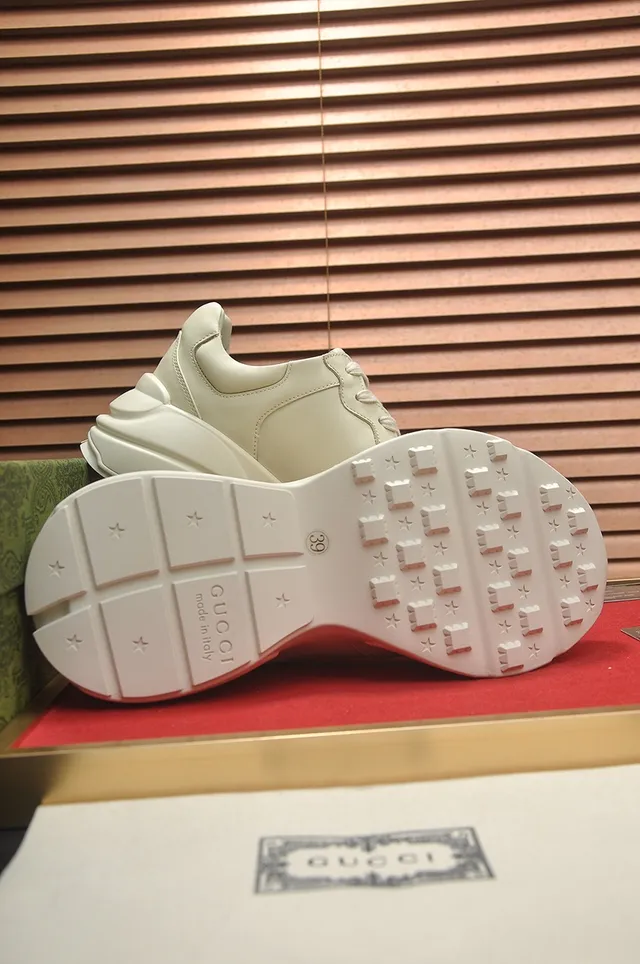 Gucci Rhyton Beige Pink Chunky Sole Leather Upper Lifestyle Sneakers 2
