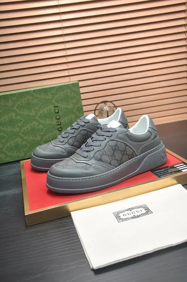 Gucci Rhyton Gris GG Monogram Sneakers Lifestyle 5