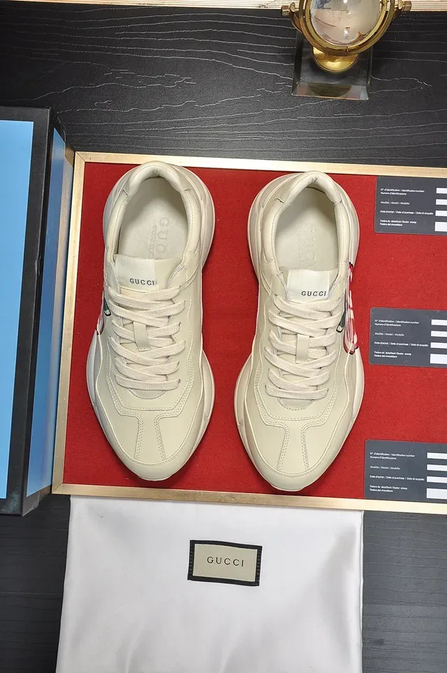 Gucci Screener Apple Motif Cream Lifestyle Sneakers 5