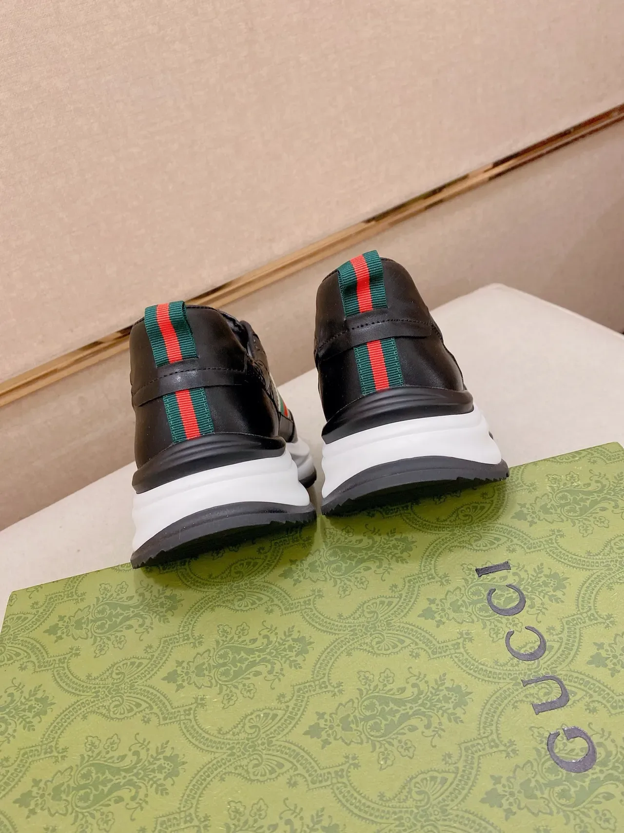Gucci Screener Black White Leather Upper Embossed GG Monogram Lifestyle Sneakers 8