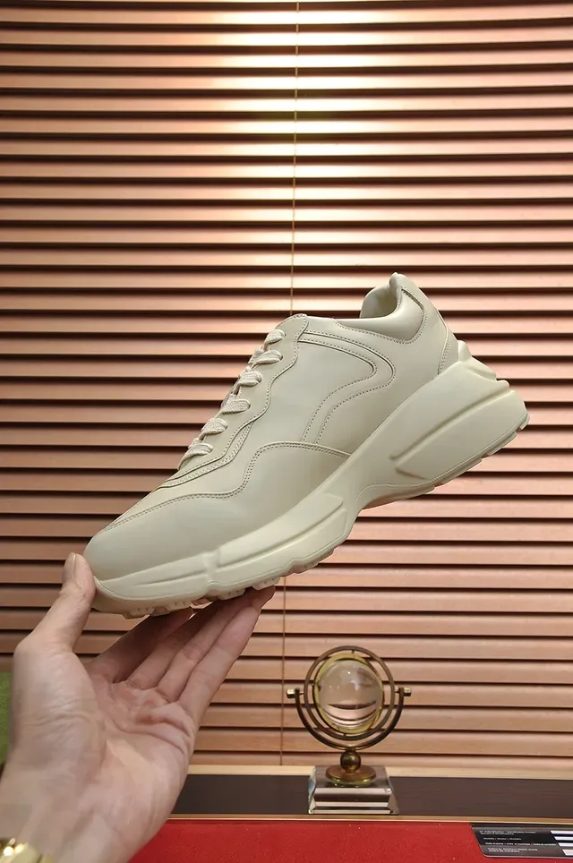Gucci Screener حذاء رياضي سميك متعدد الألوان مطبوع جرافيكي 3