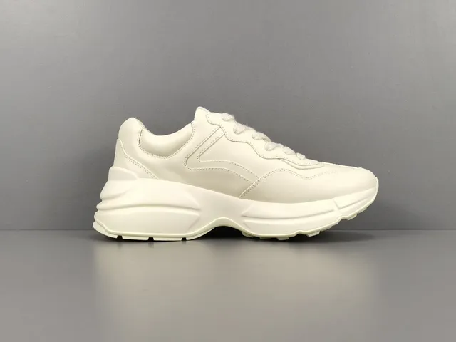 Gucci Screener White Red Chunky Sole Oversized Logo Print Lifestyle Sneakers 12