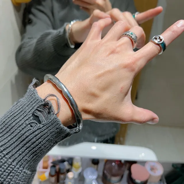 Gucci Sculptural Silver Cuff Bracelet 4