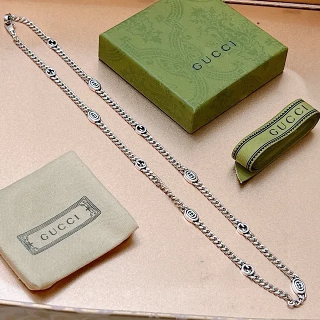 Gucci Silver Black Curb Chain Interlocking GG Logo Links Necklace 7