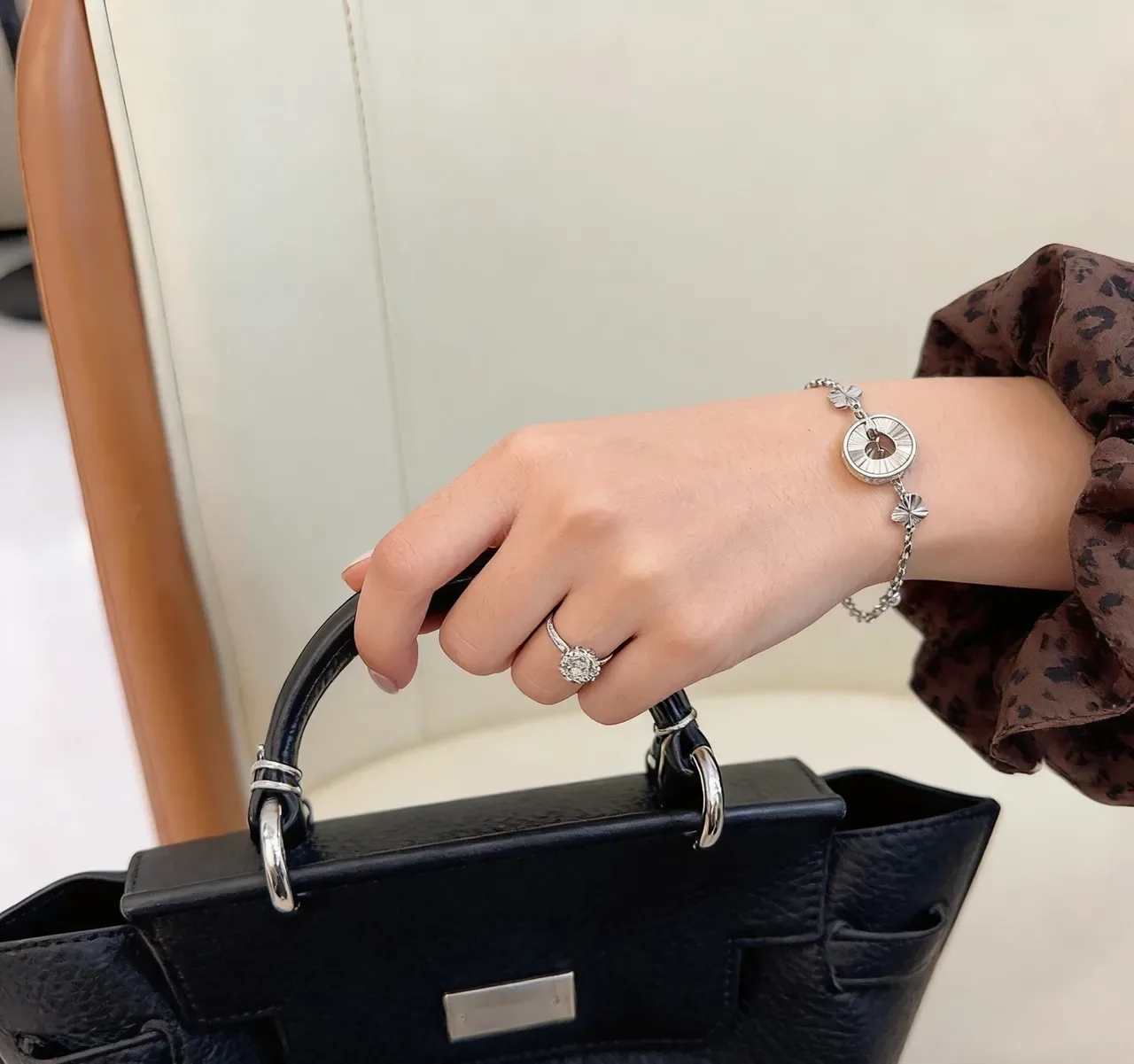 Gucci Silver Chain Interlocking G Motifs Bracelet 8