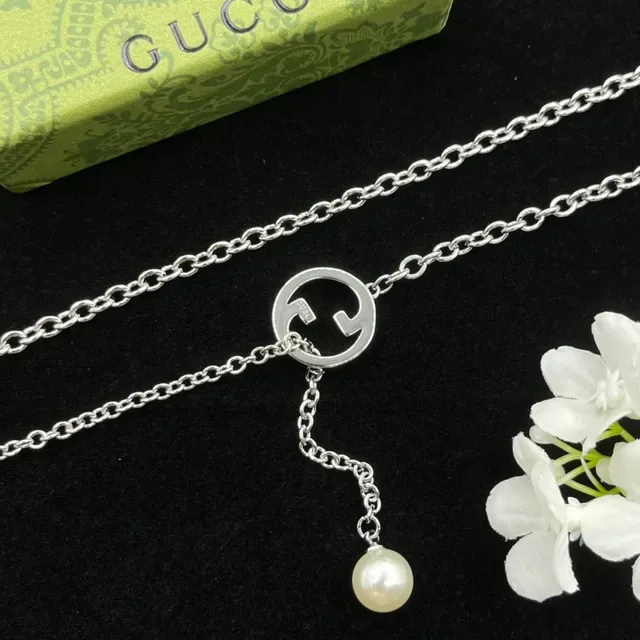 Gucci Silver Chain Pearl Pendant Necklace 3