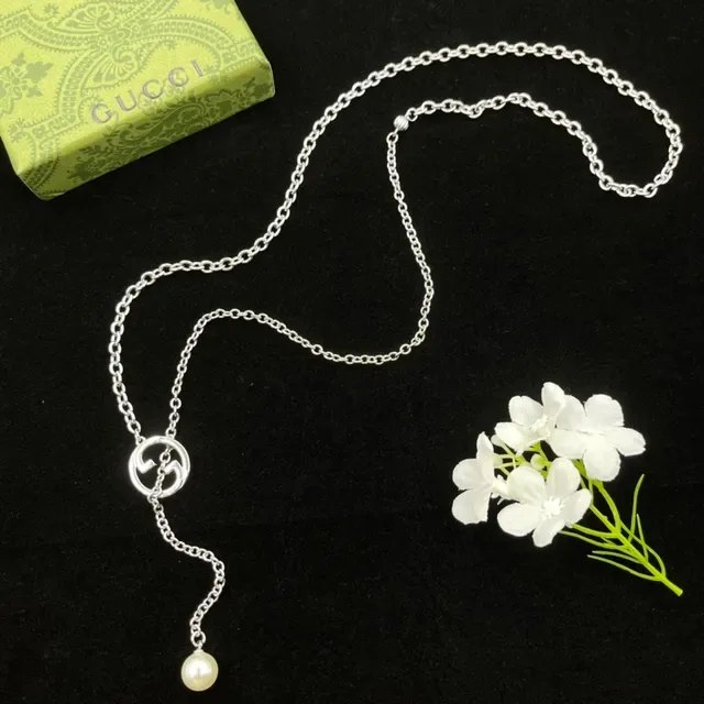 Gucci Silver Chain Pearl Pendant Necklace 6