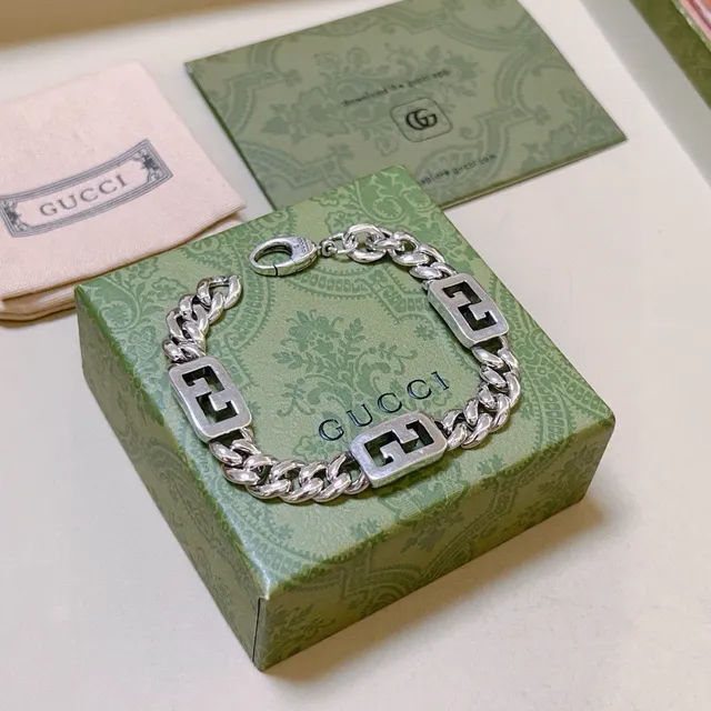 Gucci Silver Chunky Curb Chain Interlocking G Logo Links Bracelet 6