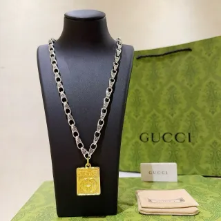 Gucci Silver Gold Link Chain Square Pendant Necklace