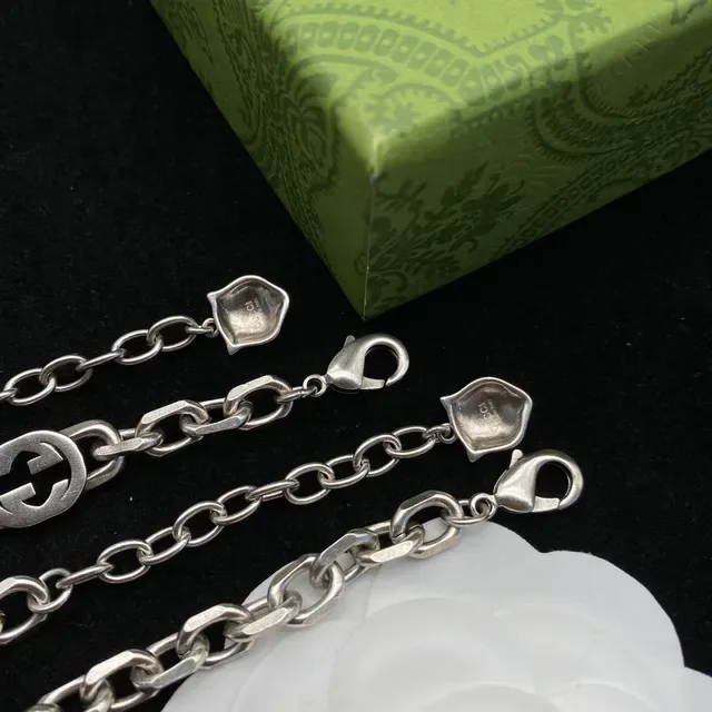 Gucci Silver Green Chunky Curb Chain Interlocking G Motif Necklace 2