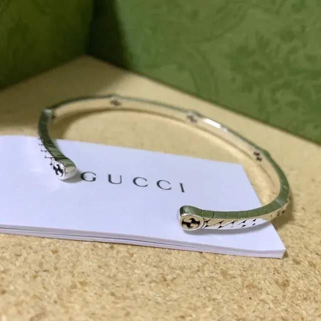 Gucci Silver Green Scale-Textured Interlocking G Hardware Bracelet 6