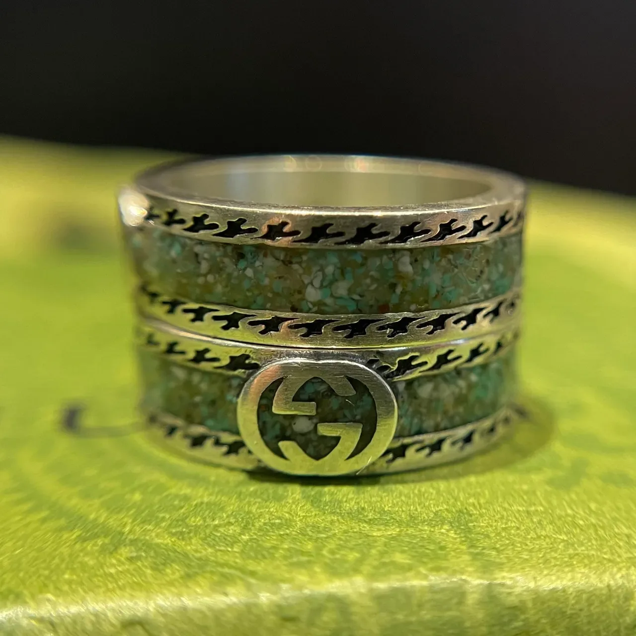 Gucci Silver Green Wide Band Interlocking GG Logo Ring 5