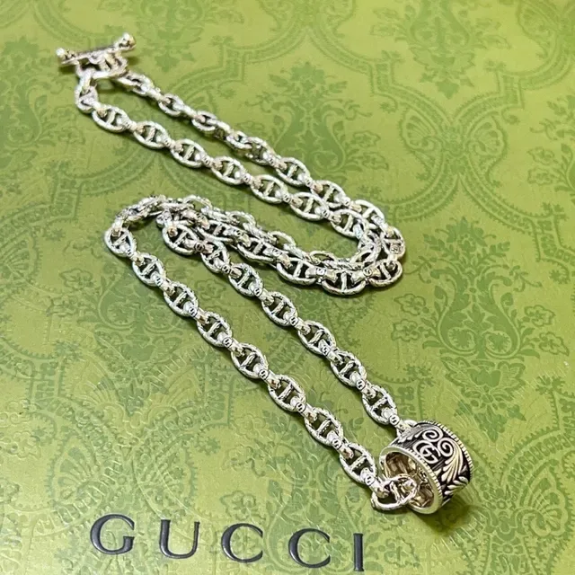 Gucci Silver Mariner-Link Chain Ornate G-Motif Pendant Necklace 6