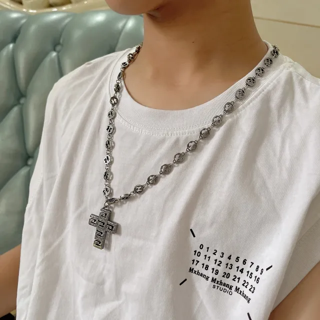 Gucci Silver Metal Interlocking G Link Chain Necklace 7