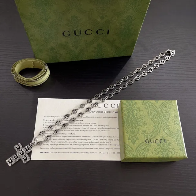 Gucci Silver Metal Interlocking G Link Chain Necklace 8