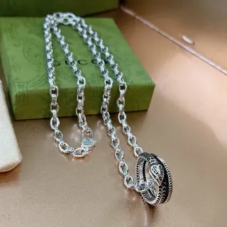 Gucci Snake Necklace Silver Black Chain Coiled Pendant Necklace
