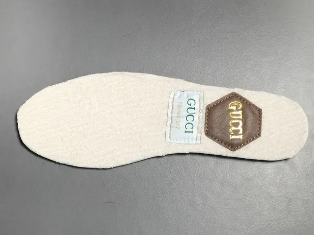 Gucci Tennis 1977 Beige Vert Rouge Web Monogram Lifestyle Sneakers 6