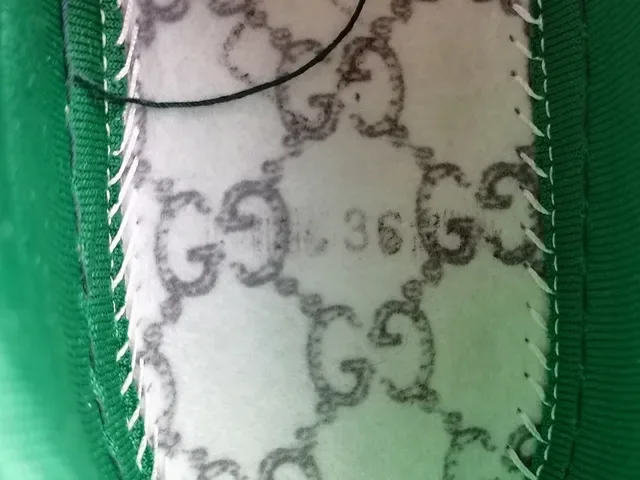 Gucci Tennis 1977 Beige Vert Rouge Web Monogram Lifestyle Sneakers 13