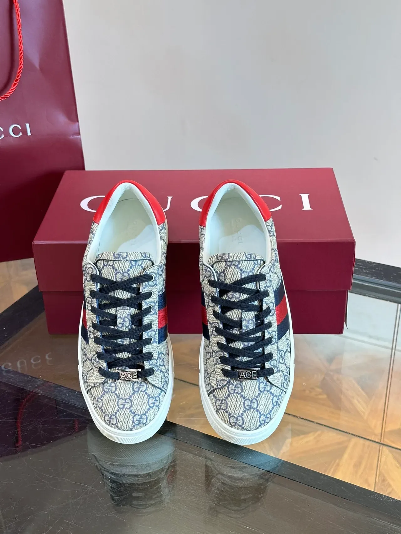 Gucci Tennis 1977 GG Supreme Beige Red Navy Lifestyle Sneakers 4