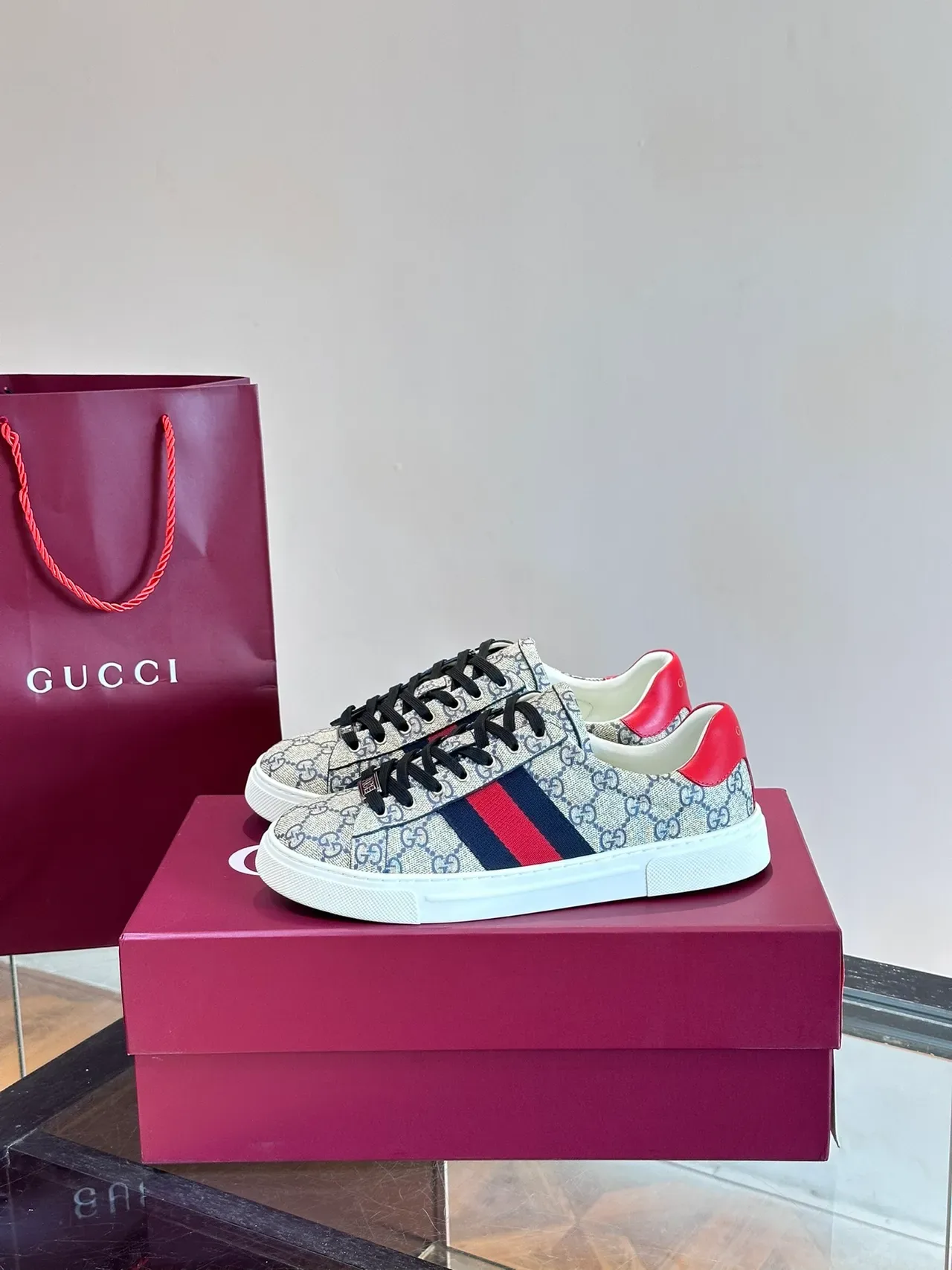 Gucci Tennis 1977 GG Supreme Beige Red Navy Lifestyle Sneakers 5
