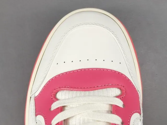 Gucci Tennis 1977 White and Pink Lifestyle Sneakers 10
