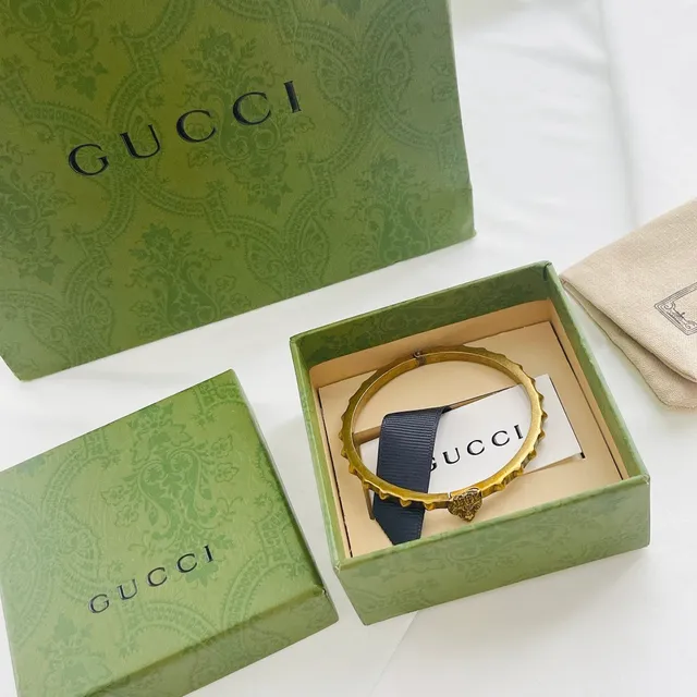 Gucci Bracelet Tête de tigre or antiqué 4