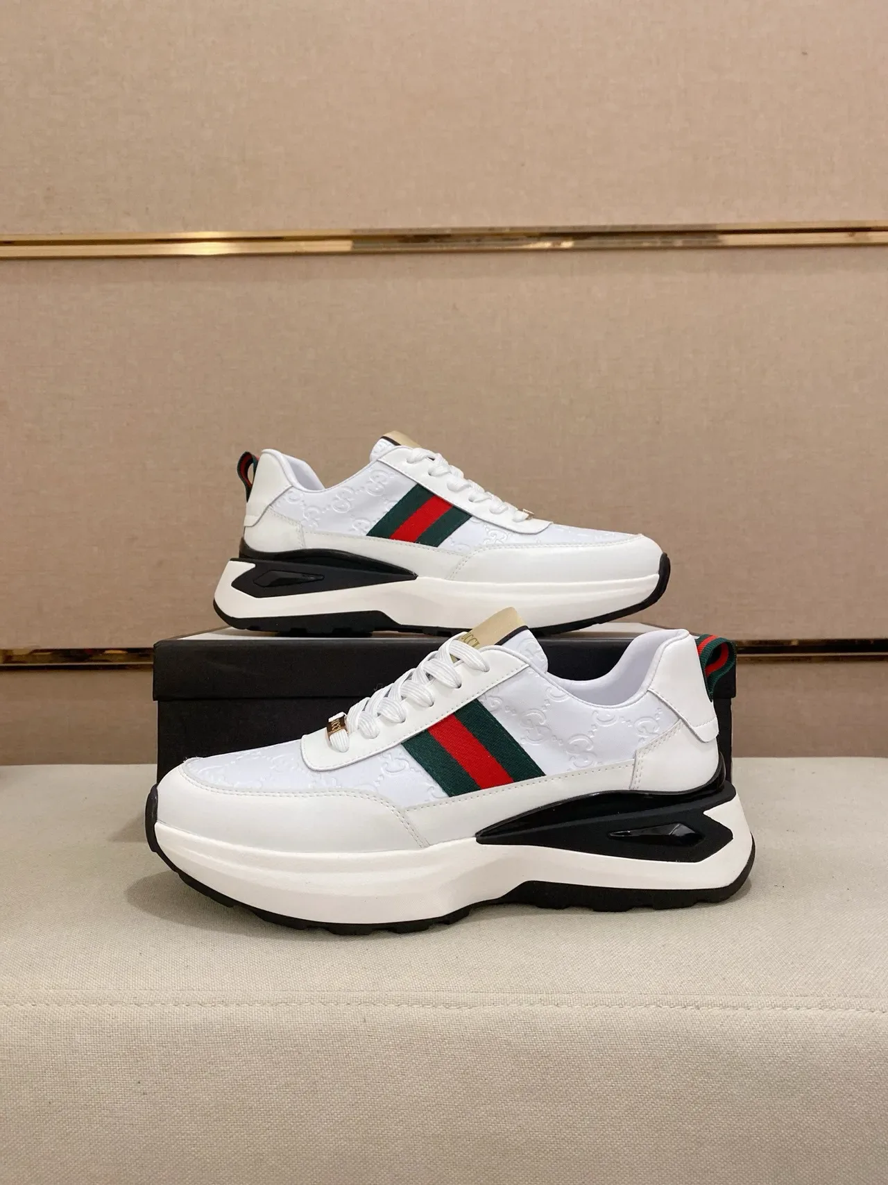 Gucci White Black Monogrammed Leather Web Stripe Accent Lifestyle Sneakers 7