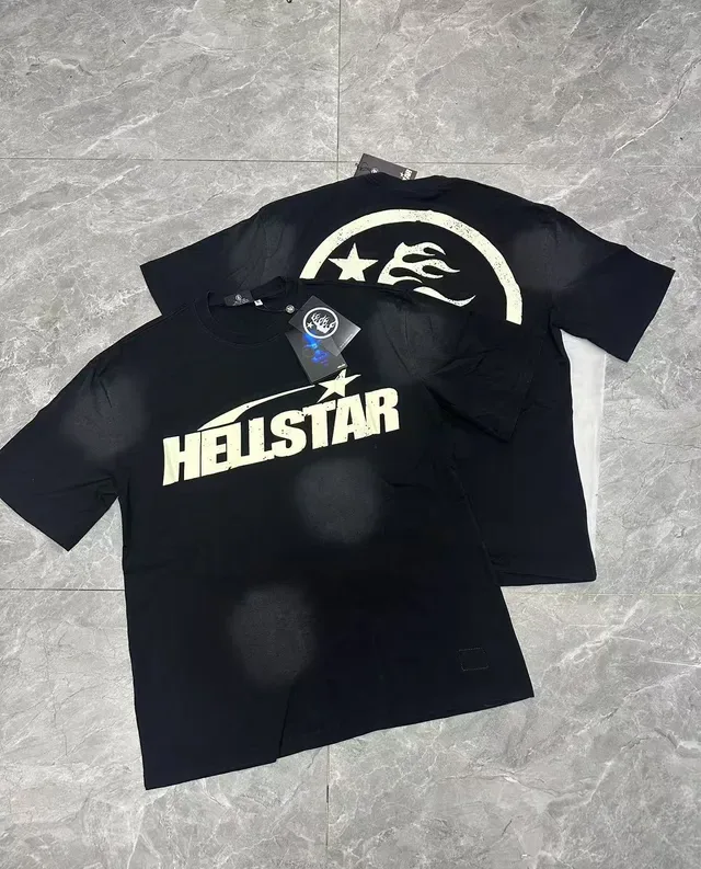 تي شيرت Hellstar أسود بطباعة جرافيك 14
